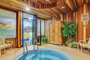 Spacious Brian Head Mtn Getaway w/ Hot Tub!