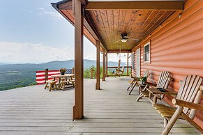 Mtn-view Cabin: Deck & Pets Welcome in Murphy