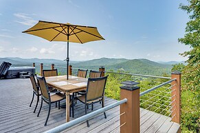 Mtn-view Cabin: Deck & Pets Welcome in Murphy
