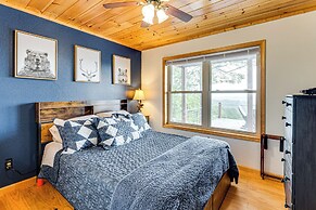 Mtn-view Cabin: Deck & Pets Welcome in Murphy