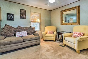 Cozy Gulf Breeze Home, 3 Mi to East Bay!