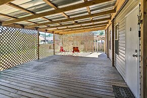 Cozy Gulf Breeze Home, 3 Mi to East Bay!