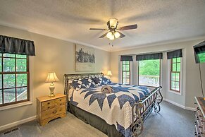 17-seat Theater, Hot Tub & Game Room: Ideal Home!