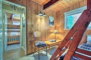 Game Room & Deck: Oso Cozy Cabin in Arnold!