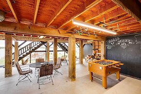 Lake Granbury Fishing Escape w/ Dock & Kayaks!