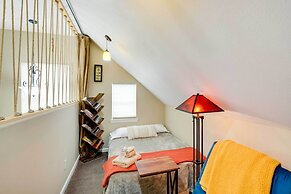 Lake Granbury Fishing Escape w/ Dock & Kayaks!