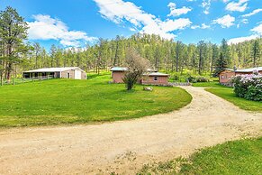 Wyoming Nature Retreat: 19 Mi To Devils Tower
