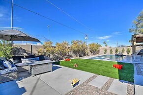 Luxe Scottsdale Retreat w/ Pool & Hot Tub!