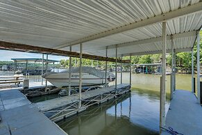 Private Dock & Resort Access: Margaritaville Cabin