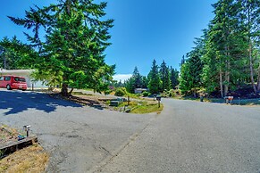 Peaceful Home < 8 Mi to Olympic National Park!