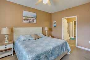 Updated Condo: Access to Golf & Beaches