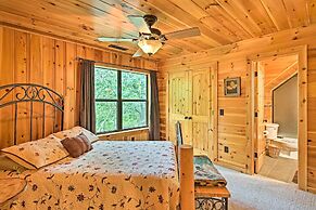 Spacious & Secluded Cabin: 25 Mi to Bentonville!