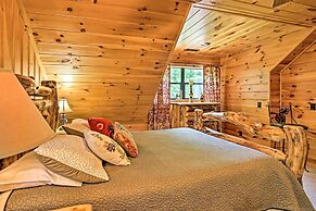 Spacious & Secluded Cabin: 25 Mi to Bentonville!