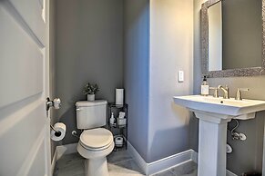 Modern Lake Conroe Escape w/ Grill & Boat Slip!