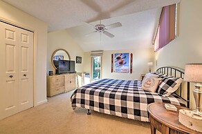 Harbor Springs Condo w/ Fireplace Near Skiing!