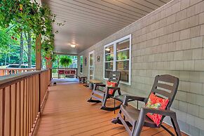 Beech Mountain Home w/ Covered Deck, Near Skiing!
