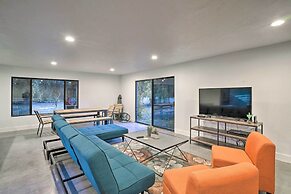 Family Retreat - Private Tennis Court & Game Room