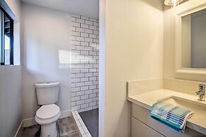 Family Retreat - Private Tennis Court & Game Room