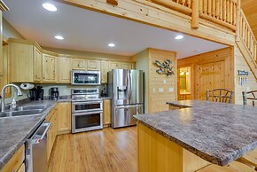 Lakefront Wisconsin Cabin With Boat Dock!