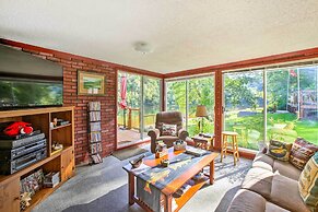 Cozy Waterfront Cottage w/ Deck on White River!