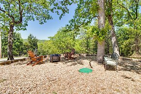 Spacious Arkansas Lake House - 2 Mi to Boat Launch