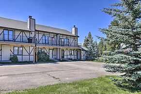 Townhome w/ Club Access on Shuttle Stop