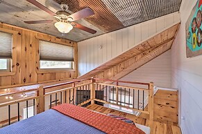 Cheery Pet-friendly Studio w/ Shared Fire Pit