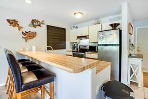 Community Pool: Lakefront Osage Beach Condo!