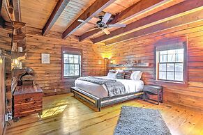 Luxury Pearcy Cabin w/ 5 Private Acres + Hot Tub!