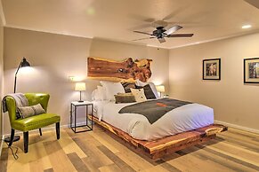 Luxury Pearcy Cabin w/ 5 Private Acres + Hot Tub!