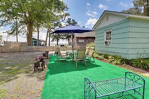 Deck & Indian River Bay Views: Coastal Cottage
