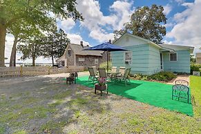Deck & Indian River Bay Views: Coastal Cottage