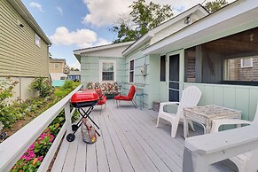 Deck & Indian River Bay Views: Coastal Cottage