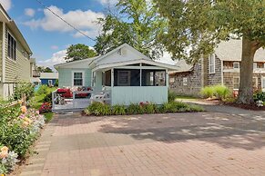 Deck & Indian River Bay Views: Coastal Cottage