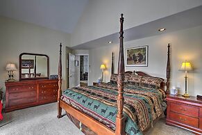 4 Mi to Skiing: Breckenridge Mountain Retreat!