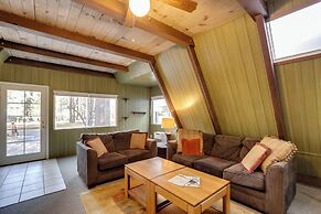 Quaint + Rustic A-frame < 5 Mi to Plumas-eureka!