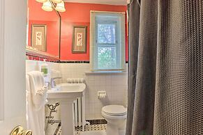 Suburban Home w/ Backyard Patio < 7 Miles to Dtwn!