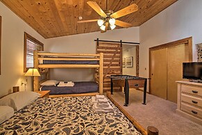 Custom-built Arnold Cabin w/ Deck: 5 Mi to Hiking