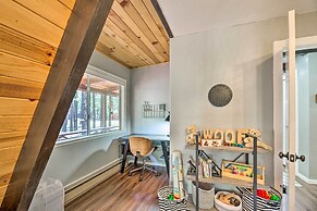 A-frame Pinetop Lakeside Cabin Under the Pines!
