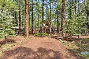 A-frame Pinetop Lakeside Cabin Under the Pines!