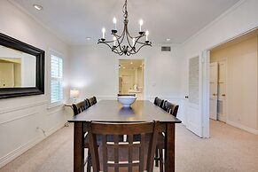 Bakersfield Oasis: Sweet Tropical Pool Setup!