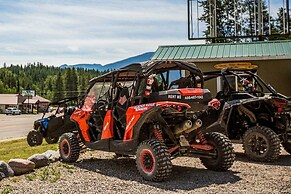 Hungry Horse Cabin: 11 Mi to Glacier National Park