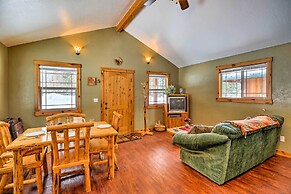 Hungry Horse Cabin: 11 Mi to Glacier National Park