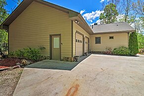 Private Bryson City Ranch Retreat w/ Mtn Views!