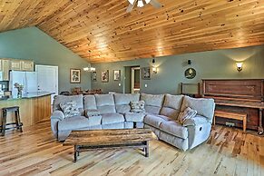 Private Bryson City Ranch Retreat w/ Mtn Views!