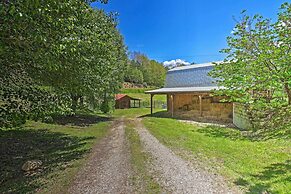 Private Bryson City Ranch Retreat w/ Mtn Views!