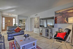 Lakefront Tempe House w/ Sun Deck, Hot Tub & Boats