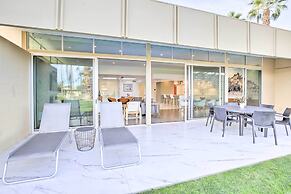 Luxe Palm Desert Home: Patio, Grill & Mtn Views!