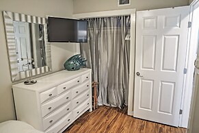 Beachfront Corpus Christi Condo w/ Deck & Views!