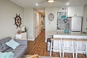 Beachfront Corpus Christi Condo w/ Deck & Views!